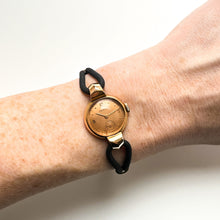 Load image into Gallery viewer, Vintage 18ct Solid Gold Zenith Art Deco Cordette Mechanical Watch