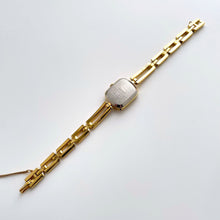 Load image into Gallery viewer, Vintage 1990s Gold-Plated Ladies' Seiko Quartz Watch With Thin Bracelet