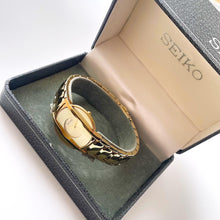 Load image into Gallery viewer, Vintage Gold-Plated Ladies' Seiko Quartz Watch with Round Dial - Boxed