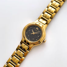 Load image into Gallery viewer, Vintage 00s Gold-Plated Ladies' Seiko Quartz Watch with Black Dial and Thin Bracelet
