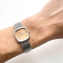 Load image into Gallery viewer, Vintage 1990s Ladies' Silver-Tone Seiko Quartz Watch with Champagne Dial