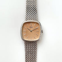 Load image into Gallery viewer, Vintage 1990s Ladies' Silver-Tone Seiko Quartz Watch with Champagne Dial