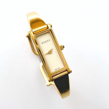 Load image into Gallery viewer, Vintage Ladies' Gold-Plated Gucci 1500L Bangle Quartz Watch with Beige Rectangular Dial