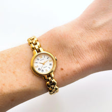 Load image into Gallery viewer, Vintage 90s Gold-Plated Seiko Belfina Jewellery Quartz Watch with Round Dial and Intricate Bracelet