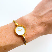Load image into Gallery viewer, Vintage Ladies' Gold-Tone Gucci 2700.2.L Bangle Quartz Watch with Mother of Pearl Dial