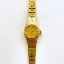 Load image into Gallery viewer, Vintage 1970s Gold-Plated Seiko Ladies' Mechanical Watch with Round Dial