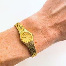 Load image into Gallery viewer, Vintage 1970s Gold-Plated Seiko Ladies' Mechanical Watch with Round Dial