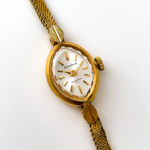 Load image into Gallery viewer, Vintage 1967 Gold-Plated Seiko 'Solar' Ladies' Mechanical Watch with Tiny Silver Dial and Thin Bracelet