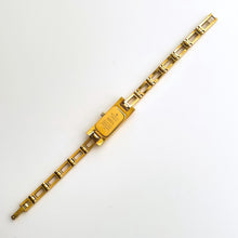 Load image into Gallery viewer, Vintage Ladies' 90s Gucci 3900L Quartz Watch with Textured Rectangular Gold Dial
