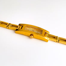 Load image into Gallery viewer, Vintage Ladies' 90s Gucci 3900L Quartz Watch with Textured Rectangular Gold Dial