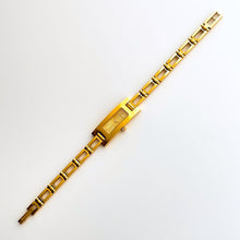 Load image into Gallery viewer, Vintage Ladies' 90s Gucci 3900L Quartz Watch with Textured Rectangular Gold Dial