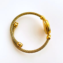 Load image into Gallery viewer, Vintage Ladies' Gold-Tone Gucci 2700.2.L Bangle Quartz Watch with Mother of Pearl Dial