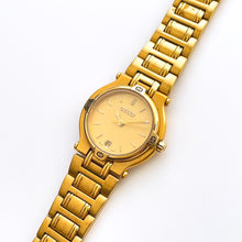 Load image into Gallery viewer, Vintage Gold-Plated Gucci 9200L Quartz Watch with Round Dial and Date Window