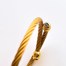 Load image into Gallery viewer, Vintage Ladies' Gold-Plated Gucci 2700.2.L Bangle Quartz Watch with Black Dial