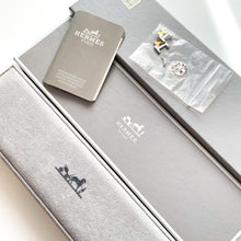 Load image into Gallery viewer, Vintage Two-Tone Hermès Clipper Ladies' Quartz Watch with Round Beige Dial - Boxed