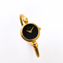Load image into Gallery viewer, Vintage Ladies' Gold-Plated Gucci 2700.2.L Bangle Quartz Watch with Black Dial