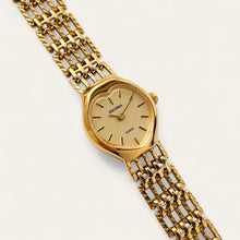 Load image into Gallery viewer, Vintage Ladies' Gold-Plated Heart-Shaped Sekonda Quartz Watch
