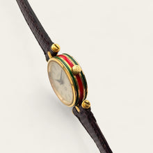 Load image into Gallery viewer, Vintage 80s Ladies' Gucci Stack Quartz Watch - Cream Dial, Brown Leather