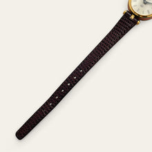 Load image into Gallery viewer, Vintage 80s Ladies' Gucci Stack Quartz Watch - Cream Dial, Brown Leather