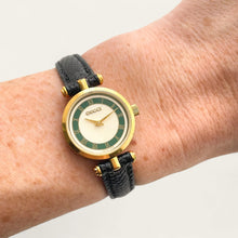 Load image into Gallery viewer, Vintage 90s Ladies' Gucci Quartz Watch - Green Sector Dial - Leather Strap