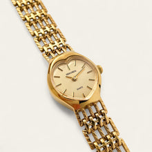 Load image into Gallery viewer, Vintage Ladies' Gold-Plated Heart-Shaped Sekonda Quartz Watch