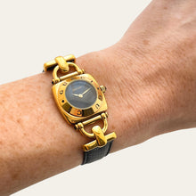 Load image into Gallery viewer, Vintage 1990s Gucci Horsebit 6300L Quartz Watch - Black Dial