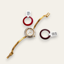Load image into Gallery viewer, Rare 90s 11/12 Gucci Bangle Quartz Watch - Interchangeable Bezels
