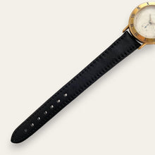 Load image into Gallery viewer, 90s Gold-Plated Gucci 3800Jr Quartz Watch - Beige Dial