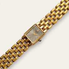 Load image into Gallery viewer, Vintage 00s Gold-Plated Ladies' Seiko Quartz Watch - Rectangular Dial