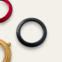 Load image into Gallery viewer, Vintage 1990s Gucci Quartz Watch - Interchangeable Bezels