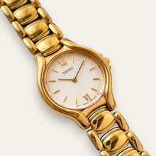 Load image into Gallery viewer, Vintage 90s Gold-Plated Ladies' Seiko Quartz Watch - Round Dial
