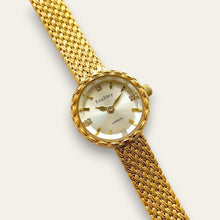 Load image into Gallery viewer, Finchley Ladies’ Quartz Watch – Retro 24k Gold-Plated with Mesh Bracelet