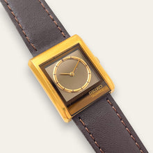 Load image into Gallery viewer, 1980s Vintage Ladies' GP Seiko Quartz Watch - Rectangular Dial
