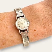 Load image into Gallery viewer, Vintage 1960s Longines Ladies' Mechanical Watch - Faceted Crystal