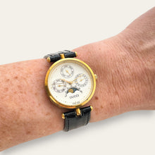 Load image into Gallery viewer, Gucci Moonphase Stack Triple Calendar Quartz Vintage Watch