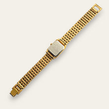Load image into Gallery viewer, Vintage Seiko Gold Plated Ladies Watch with Green Rectangular Dial 1980s