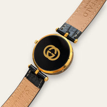 Load image into Gallery viewer, Gucci Moonphase Stack Triple Calendar Quartz Vintage Watch