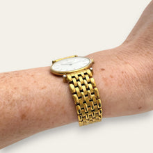 Load image into Gallery viewer, Vintage Longines La Grande Classique Gold Plated Ladies Quartz Watch