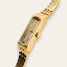 Load image into Gallery viewer, Vintage 1979 Gold-Plated Ladies' Seiko Mechanical Watch with Faceted Glass