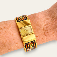 Load image into Gallery viewer, Vintage Hermès Loquet - 1990s Enamel Bangle Horse Motif Quartz Watch