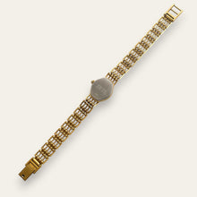 Load image into Gallery viewer, Vintage Ladies' Heart Shaped Sekonda Quartz Watch with Bar Gate Link Bracelet