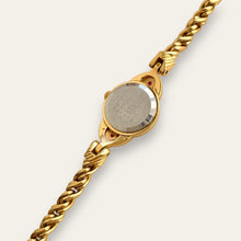 Load image into Gallery viewer, Vintage Seiko Gold Plated Quartz Watch - Rubies, Twisted Chain Bracelet