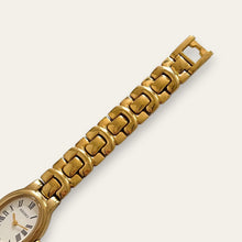 Load image into Gallery viewer, Vintage Ladies' Gold-Plated Seiko Quartz Watch - Oval Dial