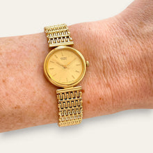 Load image into Gallery viewer, Seiko 1221-0120 Vintage Women's Watch – Gold-Plated Link Bracelet