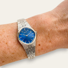 Load image into Gallery viewer, 1976 Vintage Seiko Ladies Mechanical Watch - Metallic Blue Dial