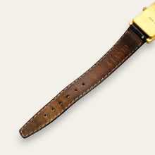 Load image into Gallery viewer, Vintage Gucci 2600L Sherry Line Ladies Watch — 1998, Full Set, Quartz