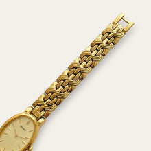 Load image into Gallery viewer, Vintage Seiko Gold-Tone Oval Ladies' Bracelet Watch | Herringbone Dial, Quartz
