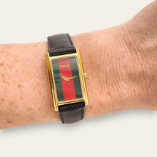 Load image into Gallery viewer, Vintage Gucci 2600L Sherry Line Ladies Watch — 1998, Full Set, Quartz