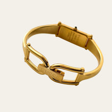 Load image into Gallery viewer, Vintage Gucci 1500L Bangle Watch - Gold Dial, Quartz