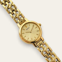 Load image into Gallery viewer, Vintage Seiko Gold-Plated Ladies' Watch, Woven Chain Bracelet — 1N00, Quartz